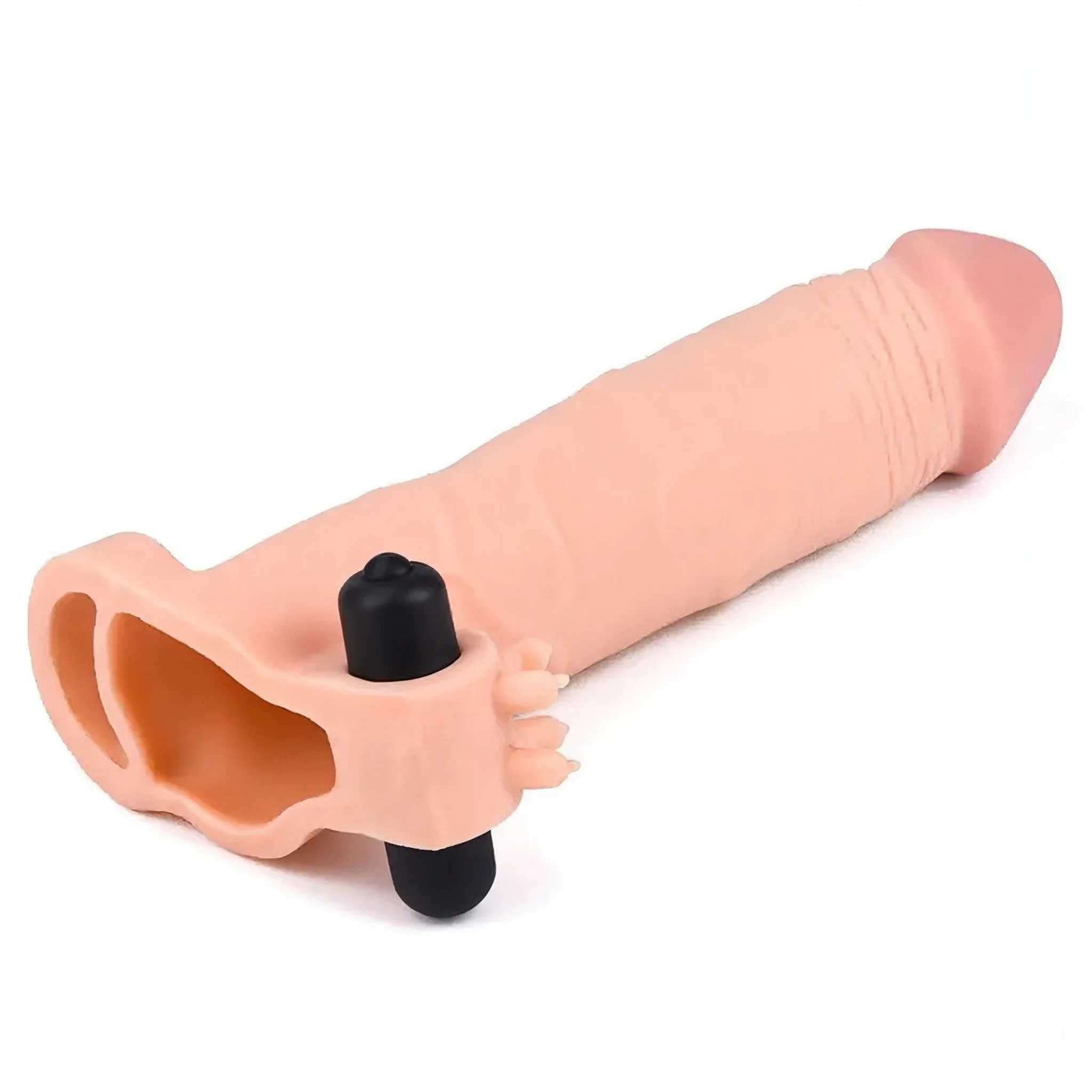 Guaina fallica realistica con stimolatore clitorideo e anello - 7.6 cm extra