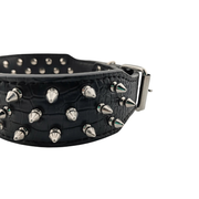 Collare spesso in ecopelle nero con borchie argentate