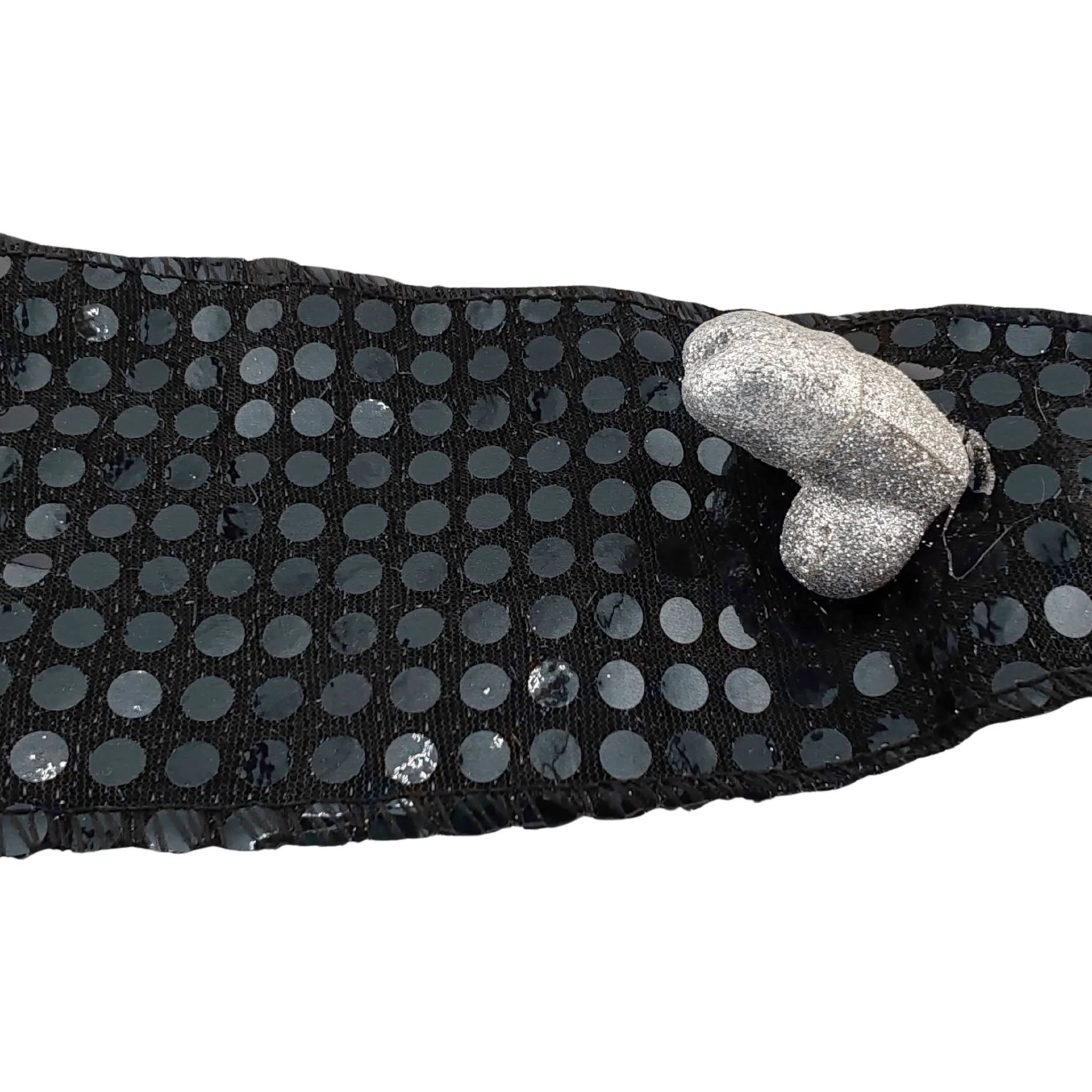 Cravatta nera con paillettes e pisellino argentato