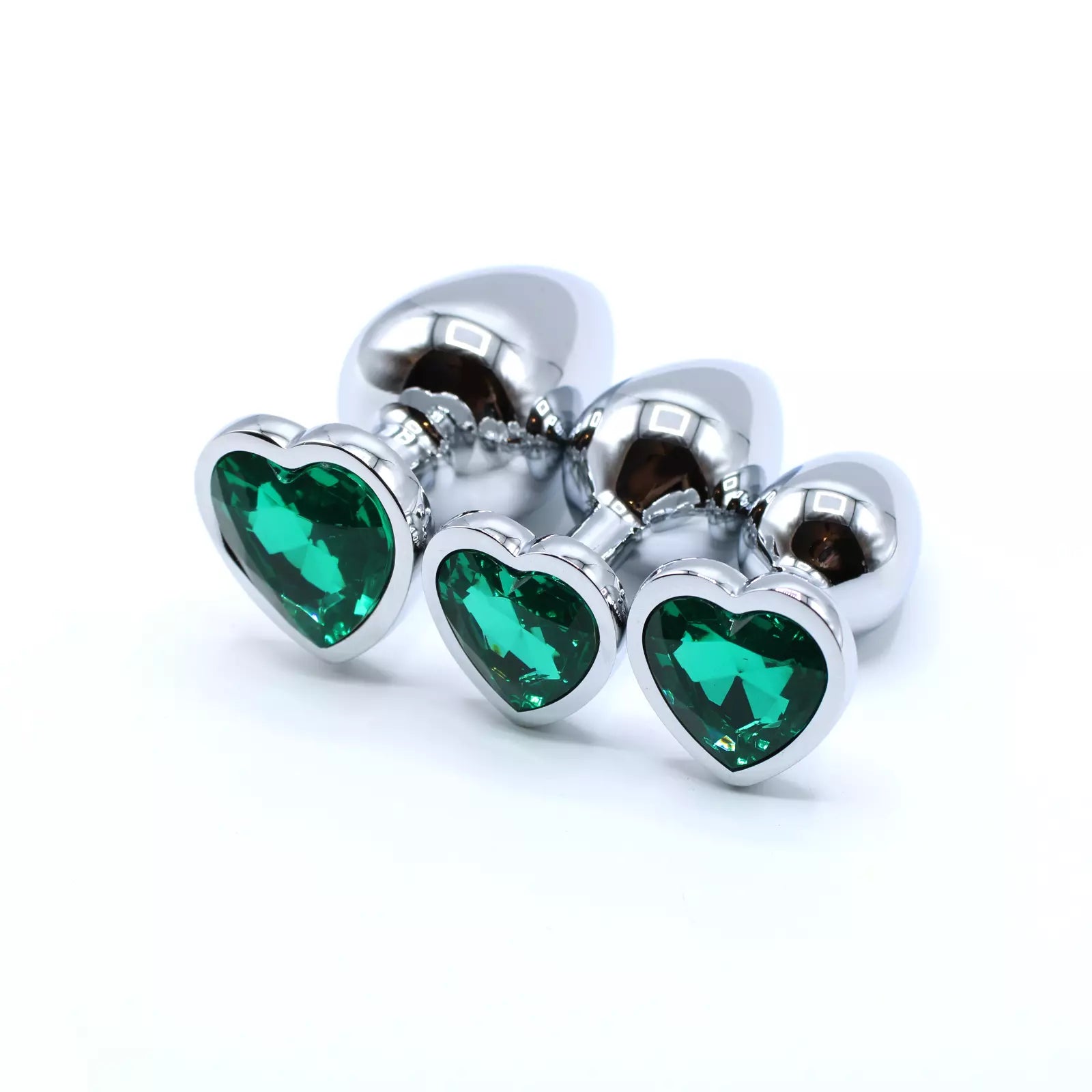 Plug anale in metallo con swarovsky a forma di cuore Verde - GoEstasy