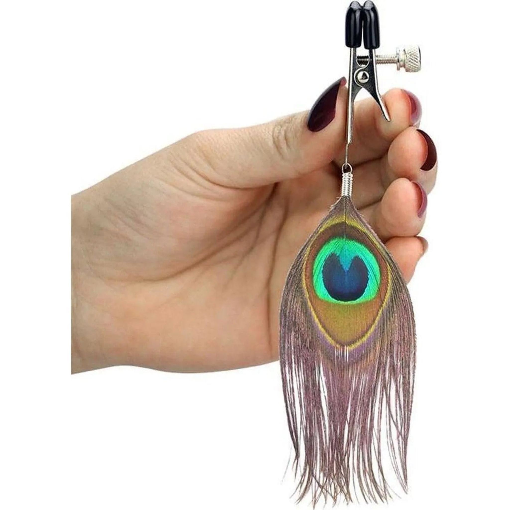 Stringicapezzoli con piuma di pavone