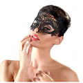 Schwarze Spitzenmaske